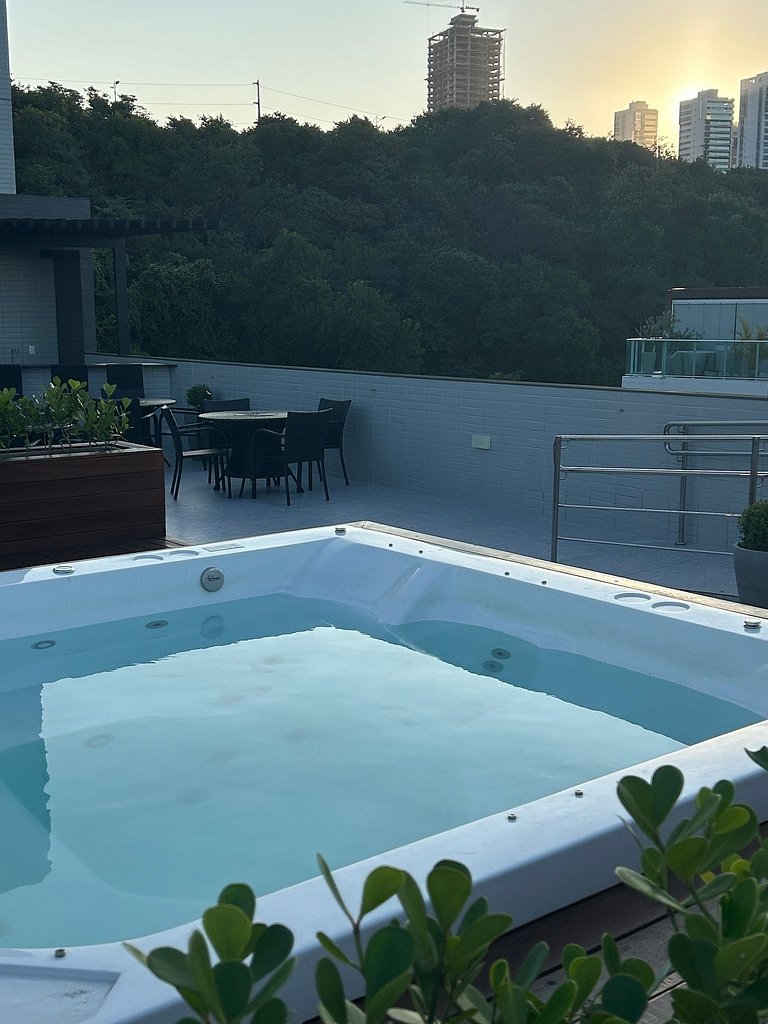 Melhores Flats - Excelente, pertinho do mar