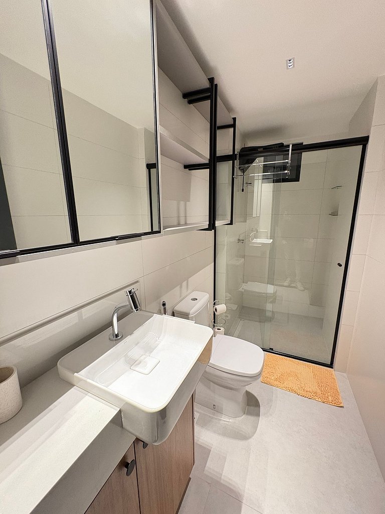 Melhores Flats - Luxuoso, beira-mar