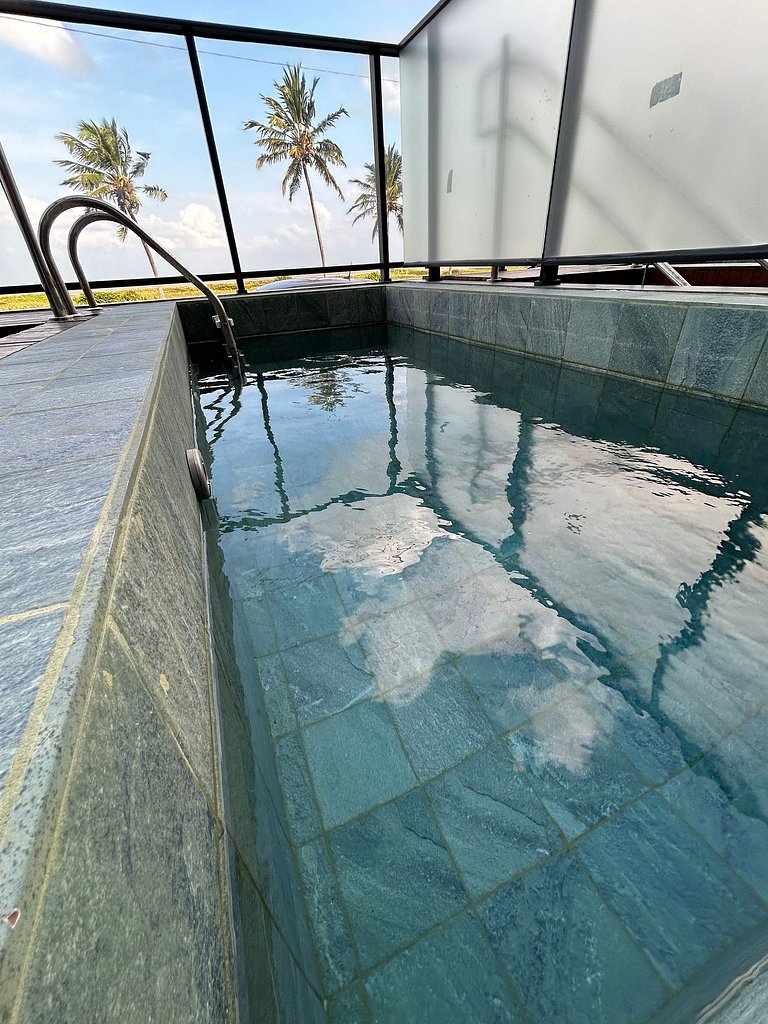 Melhores Flats - Luxuoso, beira-mar
