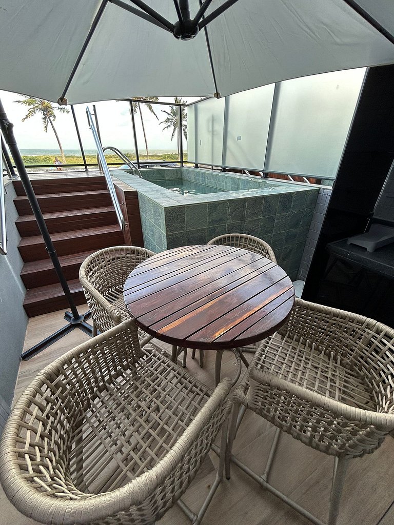 Melhores Flats - Luxuoso, beira-mar