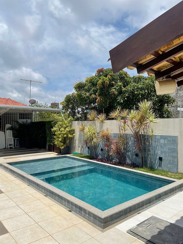 Melhores Flats - Linda casa pertinho do mar