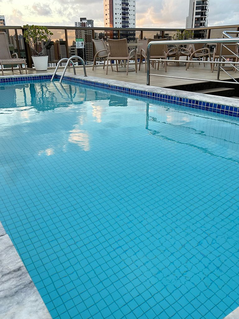 Melhores Flats - 2 quartos, 1 suíte, 500m do mar