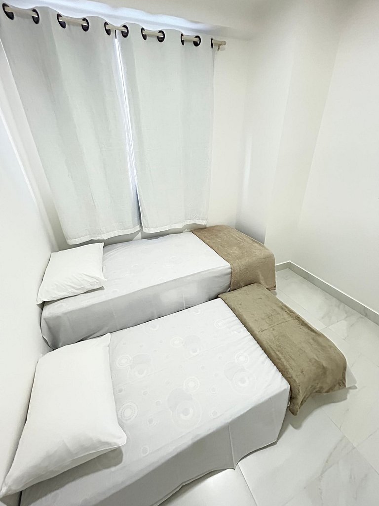 Melhores Flats - 2 quartos, 1 suíte, 350m do mar
