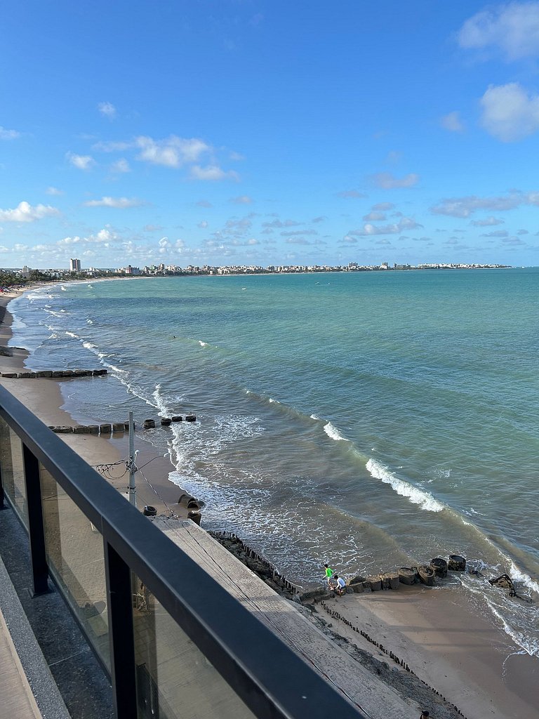 Melhores Flats - Espaçoso, pé na areia do mar